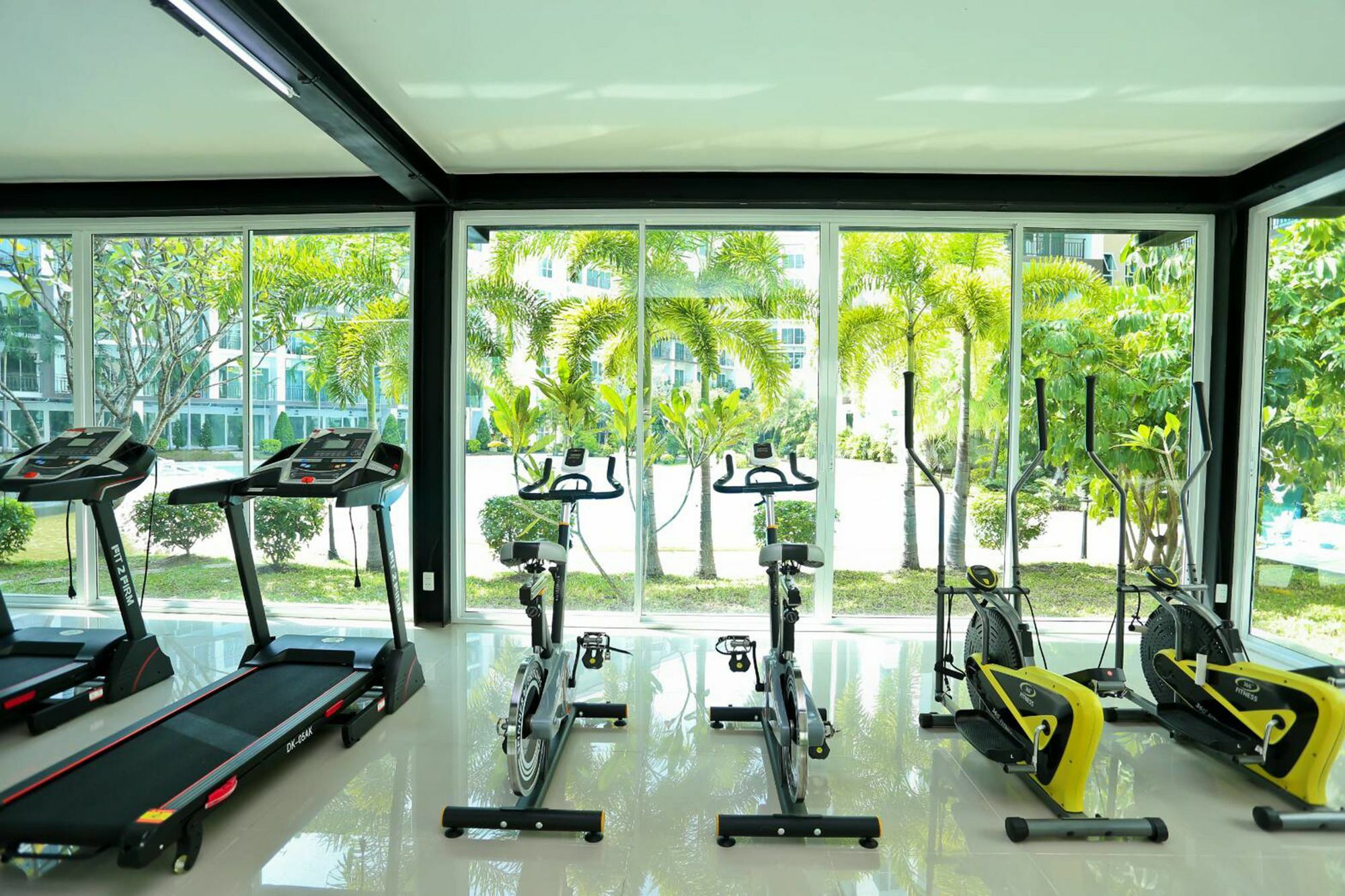 Le Breeze Resort Cha-Am Buitenkant foto